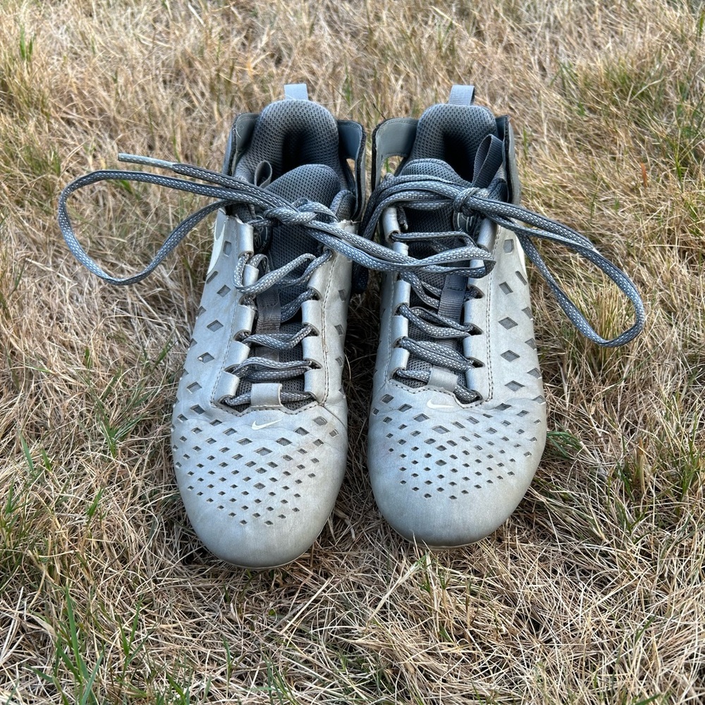 Grey Nike Children’s Cleats